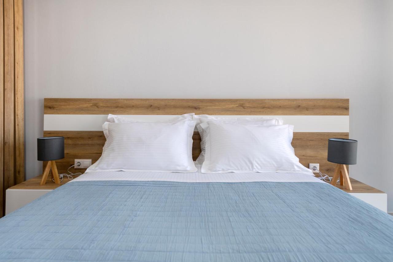 Peters Place - Paros Resort Parasporos Exterior foto